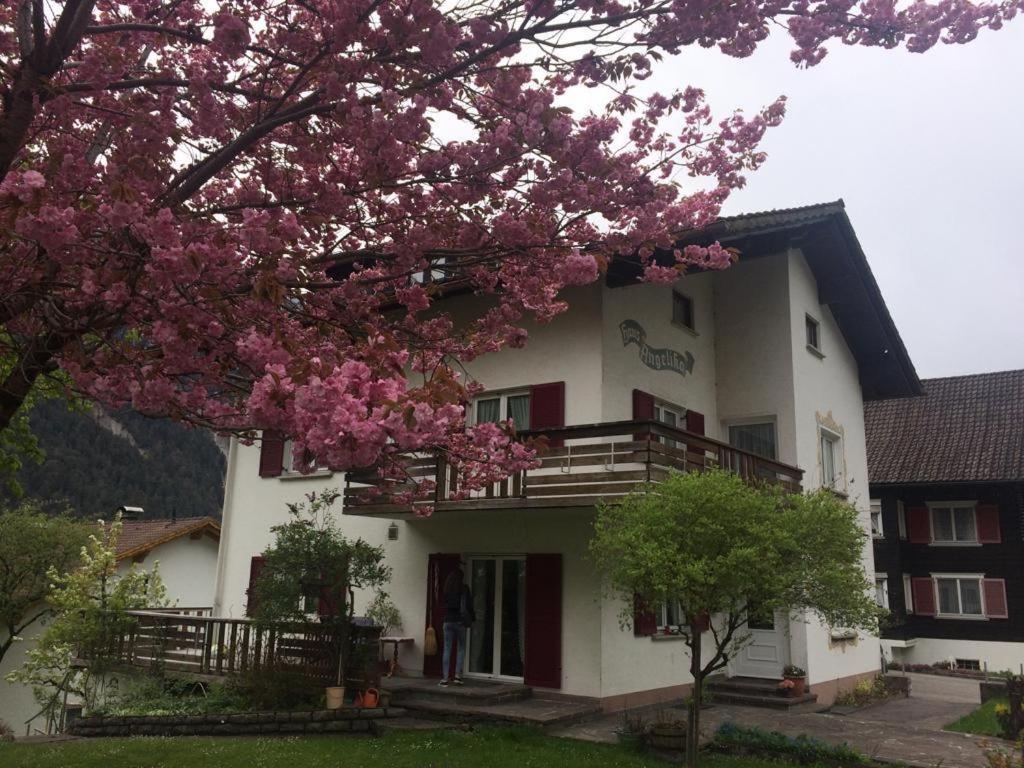 Apartamento Haus Angelika Innerbraz Exterior foto